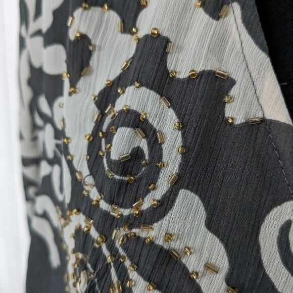 Lane Bryant Top Women 14/16 Semi-sheer Grey White Damask Print Beads Sleeveless - Picture 10 of 11